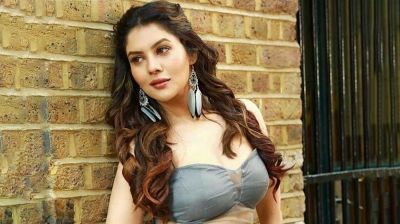 প্রযোজকের বিরুদ্ধে ‘কুপ্রস্তাব’ দেওয়ার অভিযোগ করলেন পায়েল সরকার