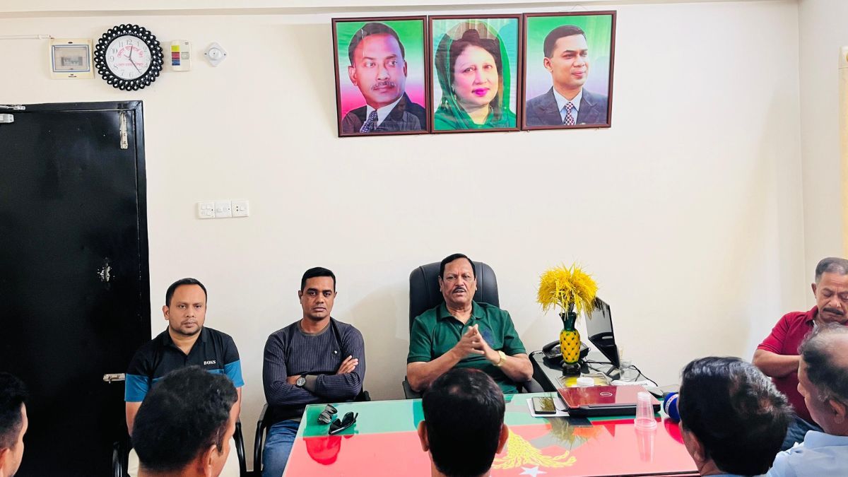 টিআরইউ'র সঙ্গে মতবিনিময় করলেন বিএনপি নেতা জিন্নাহ