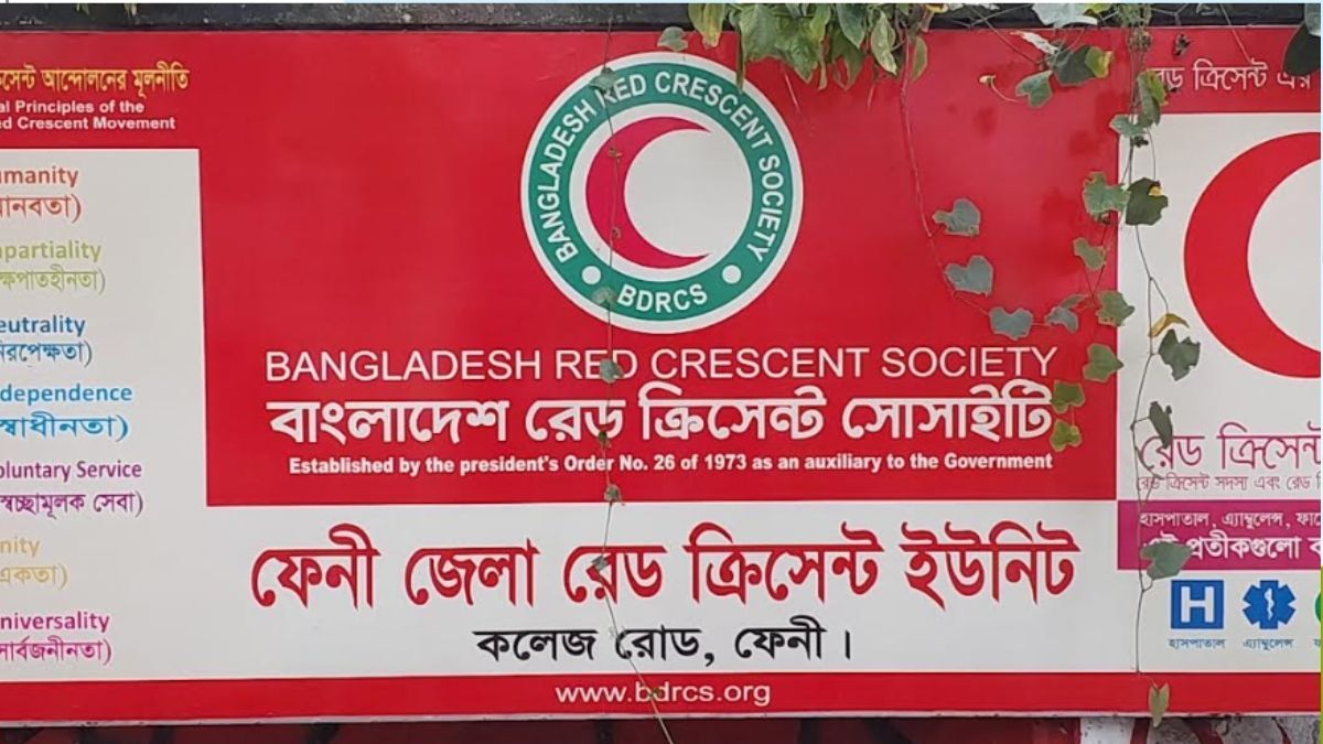 ফেনীতে রেড ক্রিসেন্ট ভোটার চিঠিতে কারসাজি, নির্বাচনের স্বচ্ছতা নিয়ে শঙ্কা