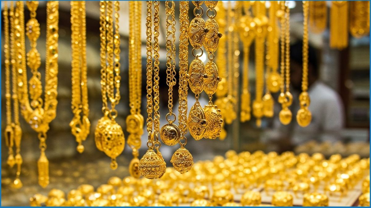 সোনার দাম কমল, ভরিতে কত?