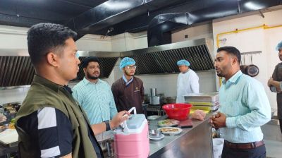 ফেনীতে ভেজাল নিয়ন্ত্রণে খাদ্যের মান যাচাই অভিযান