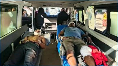 কেওক্রাডং সড়কে চাঁদের গাড়ি দুর্ঘটনায় ১১ পর্যটক আহত