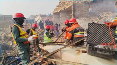 পাকিস্তানে কারখানায় বিস্ফোরণে নিহত ১৫