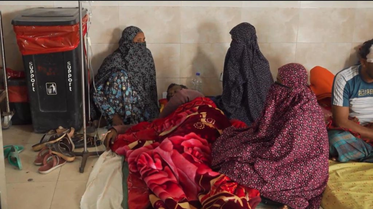 বিয়েতে দাওয়াত না দেওয়ায় দু'পক্ষের সংঘর্ষ, আহত ১০