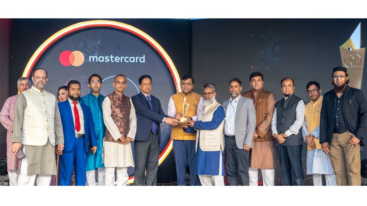 মাস্টারকার্ড এক্সিলেন্স অ্যাওয়ার্ড-২০২৫ পেল ইসলামী ব্যাংক