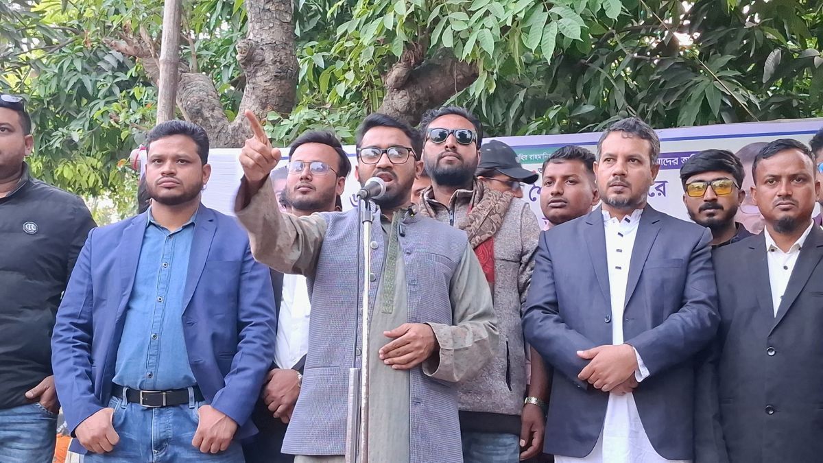 নিজের বিরুদ্ধে অভিযোগ প্রমাণ হলে নাকে খত দিয়ে রাজনীতি ছাড়বেন রাশেদ খাঁন