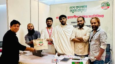 ‘কারা যেন বলেছিল এনসিপি ৩০০ আসনে প্রার্থী দিতে পারবে না!’