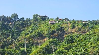বান্দরবানে পাহাড়ের চূড়ায় অনুমোদনহীন কটেজের ছড়াছড়ি, বড় দুর্ঘটনার শঙ্কা