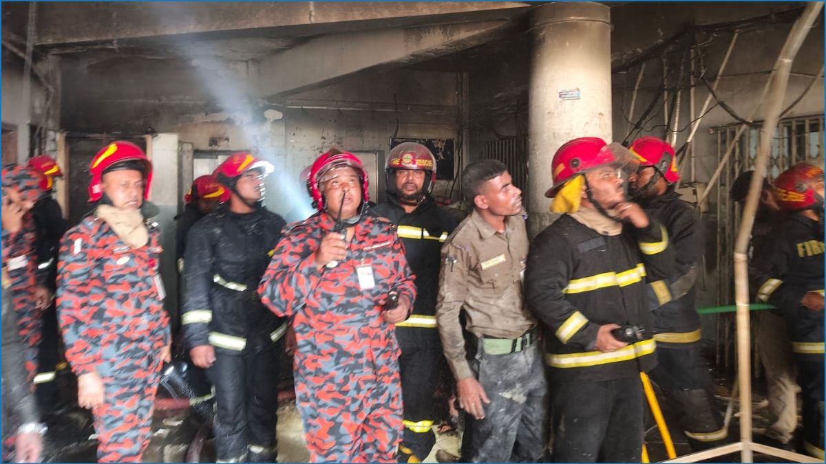 পিজি হাসপাতালে লাগা আগুন নিয়ন্ত্রণে