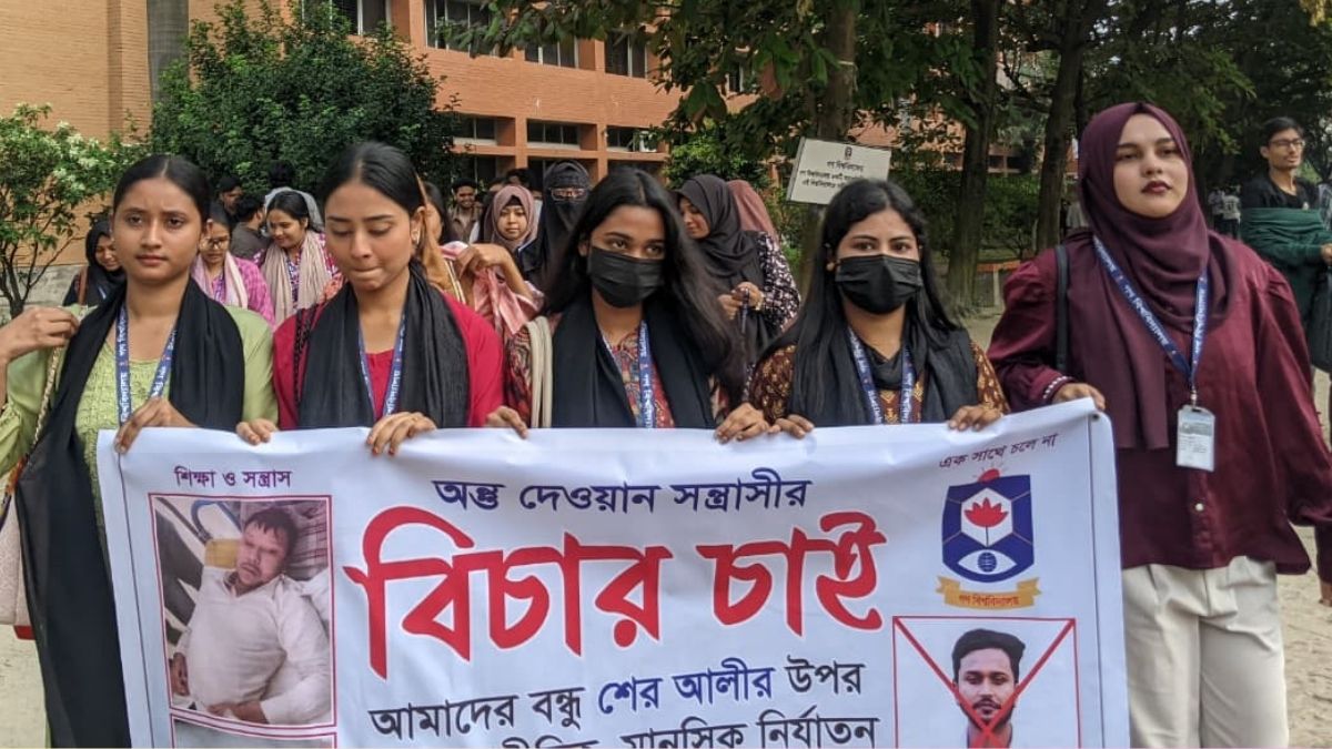 গবিতে শিক্ষার্থীকে নির্যাতন, অভিযুক্ত ৮ জনকে সাময়িক বহিষ্কার