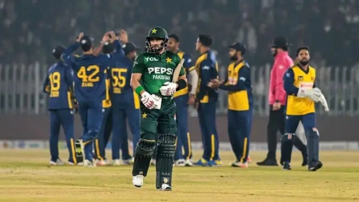 পাকিস্তানকে হারিয়ে ফাইনালে শ্রীলংকা