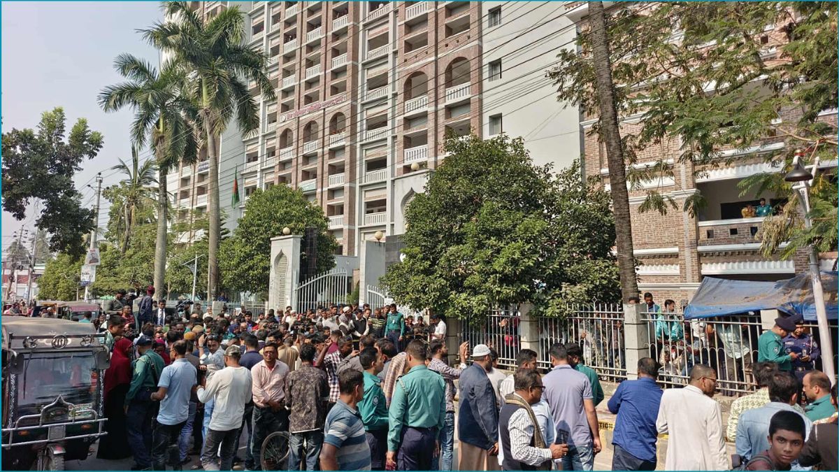 খুলনায় আদালতের সামনে দুর্বৃত্তের গুলিতে নিহত ১