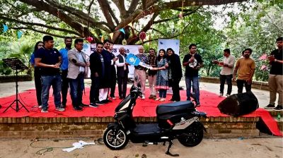 সাংবাদিকদের বিশেষ ছাড়ে ইলেকট্রিক-বাইক দিচ্ছে ন্যামস মোটরস