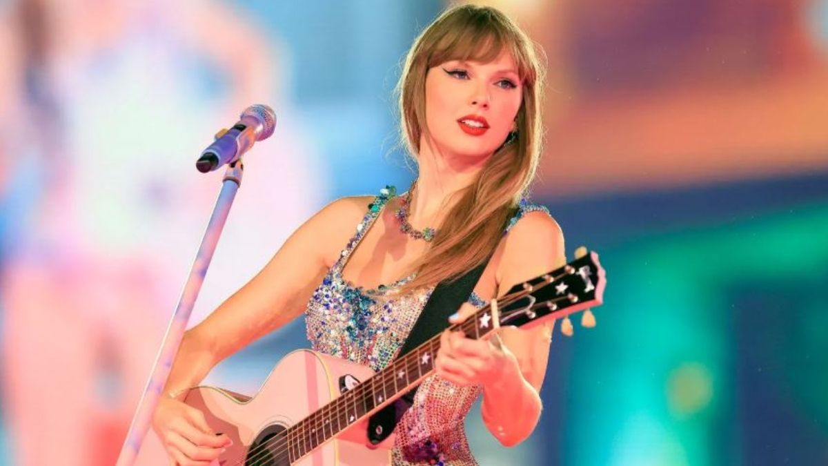 এবার নতুন চমক দেখাবেন টেইলর সুইফট