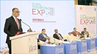 রপ্তানি খাত চাপে, তবে উদ্বেগের কিছু নেই : বাণিজ্য উপদেষ্টা