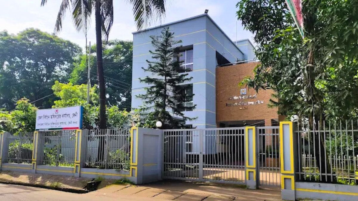 ফেনীতে অবকাঠামোগত সমস্যায় জর্জরিত ১৪১টি ভোটকেন্দ্র