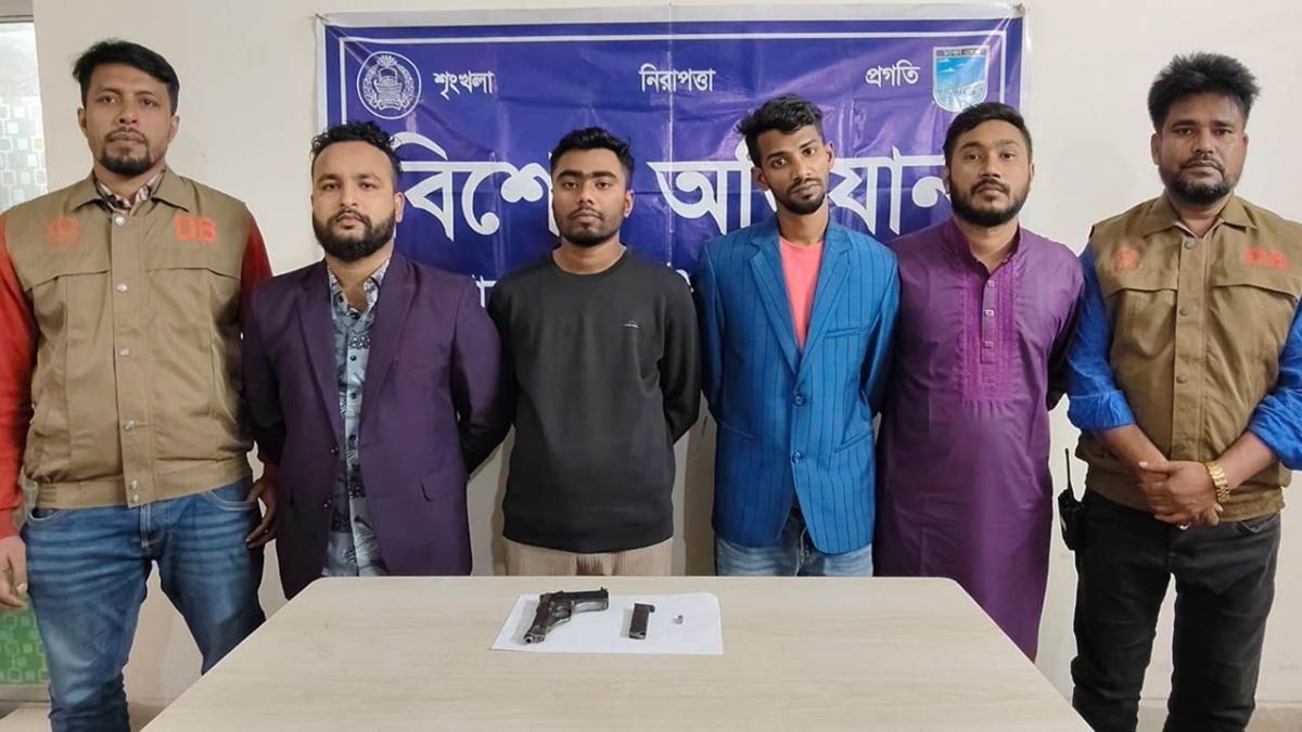 আশুলিয়ায় গোলাগুলির ঘটনায় বিদেশি পিস্তলসহ গ্রেপ্তার ৪