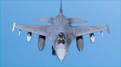 মার্কিন এফ-১৬ যুদ্ধবিমান বিধ্বস্ত