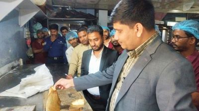 ফেনীতে অস্বাস্থ্যকর বেকারিতে জরিমানা ৮০ হাজার টাকা