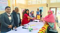 নারী নির্যাতন প্রতিরোধে ঐক্যবদ্ধ শপথ : জেলা-উপজেলায় রোকেয়া দিবসে ‘অদম্য নারী’ পুরস্কার বিতরণ