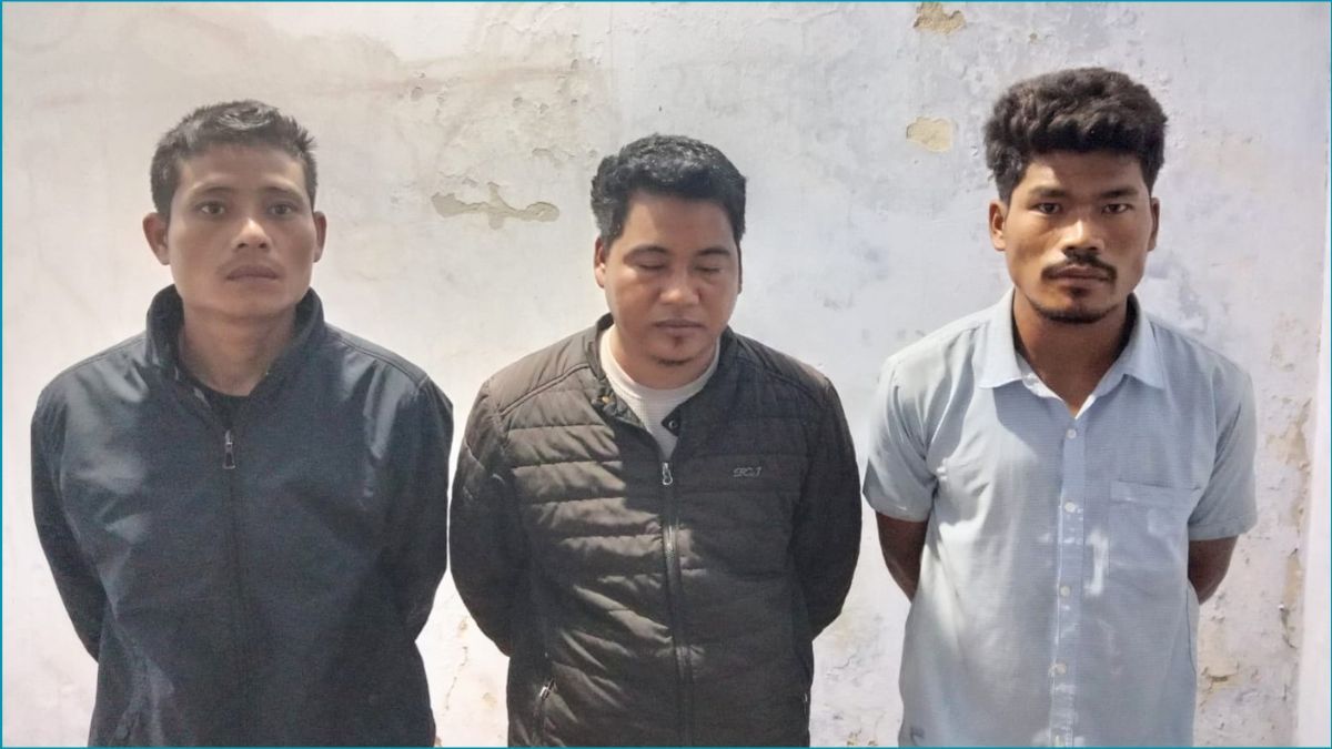 খাগড়াছড়িতে ৩ ভারতীয় নাগরিক আটক