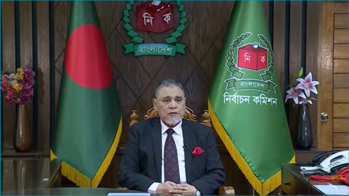 ত্রয়োদশ সংসদ নির্বাচনের তফসিল ঘোষণা করলেন সিইসি