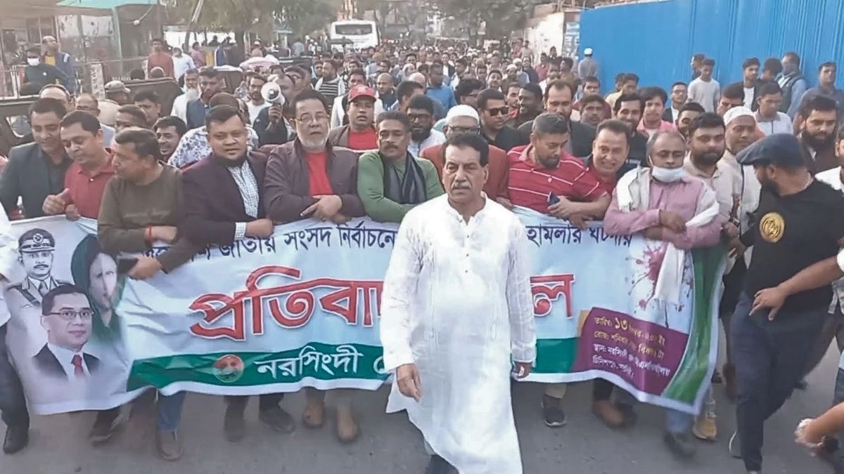 পার্শ্ববর্তী দেশের উস্কানিতে নির্বাচন পণ্ডের চেষ্টা চালাচ্ছে : খায়রুল