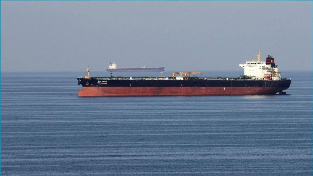 চোরাই তেলবাহী জাহাজ জব্দ করল ইরান, বাংলাদেশিসহ আটক ১৮