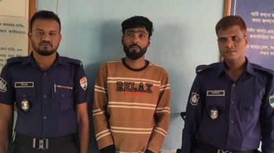 মেহেরপুরে যৌথ অভিযানে অস্ত্র ও গুলিসহ গ্রেপ্তার ১