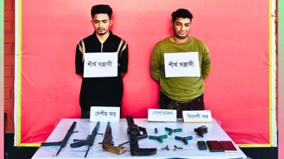 লক্ষ্মীপুরে অস্ত্রসহ ২ সন্ত্রাসী গ্রেপ্তার
