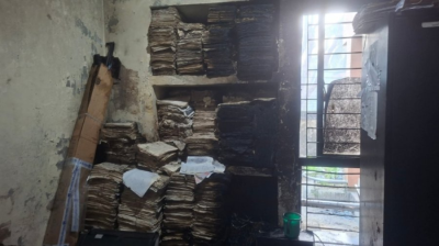 লক্ষ্মীপুরে নির্বাচন অফিসে দুর্বৃত্তের আগুন