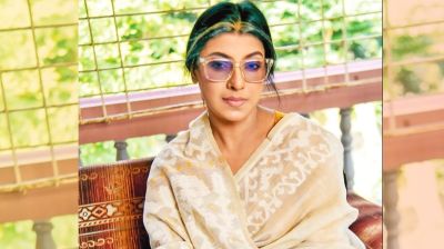 ৫৫ বছর আগের লুকে সাদিয়া ইসলাম মৌ