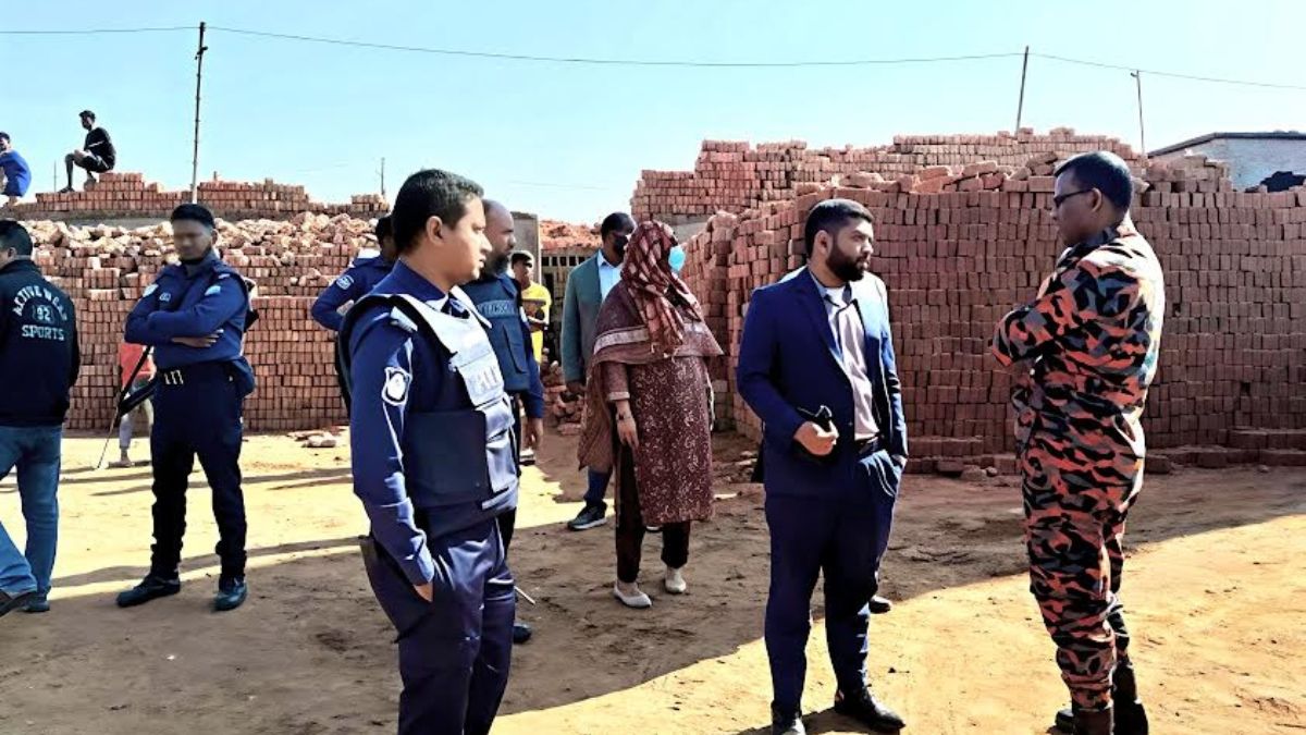 শেরপুরে অবৈধ ইটভাটায় অভিযান, জরিমানা ও স্থায়ীভাবে বন্ধ