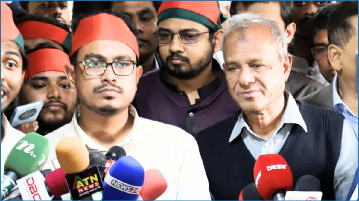 ৩ উপদেষ্টাকে পদত্যাগের আল্টিমেটাম ডাকসু ভিপির