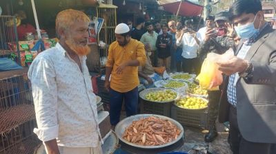 ফেনীতে রং মিশিয়ে মাছ বিক্রি ভোক্তা অধিদপ্তরের জরিমানা