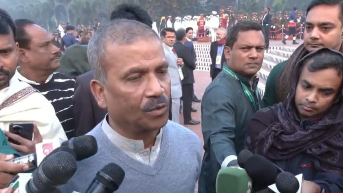 ১৬ ডিসেম্বরের চেতনাতেই জুলাই গণ-অভ্যুত্থানে দেশ পুনর্নির্মাণের সুযোগ পেয়েছি : আসিফ নজরুল