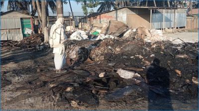 গাজীপুরে ভাঙ্গারির দোকানে আগুন, পুড়েছে ২টি ট্রাক