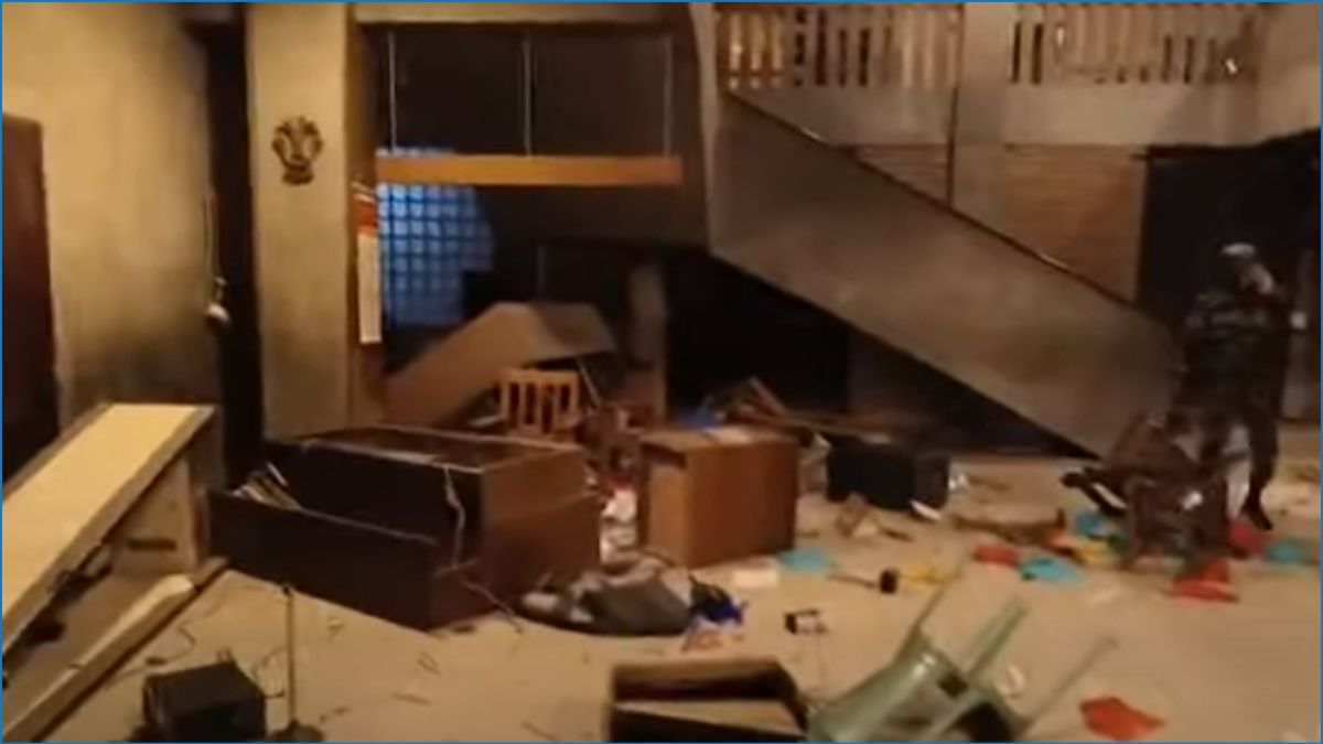 ছায়ানট ভবনে ভাঙচুর ও আগুন