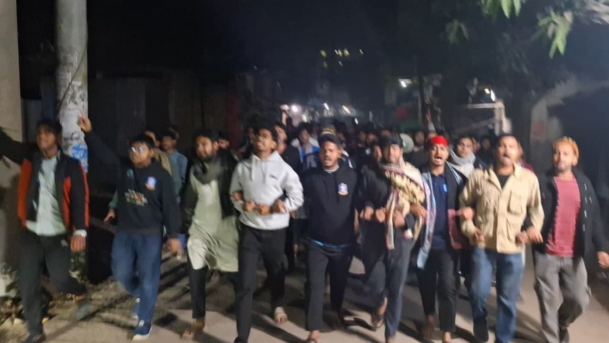 হাদির মৃত্যুতে গণ বিশ্ববিদ্যালয়ে শিক্ষার্থীদের শোক ও বিক্ষোভ