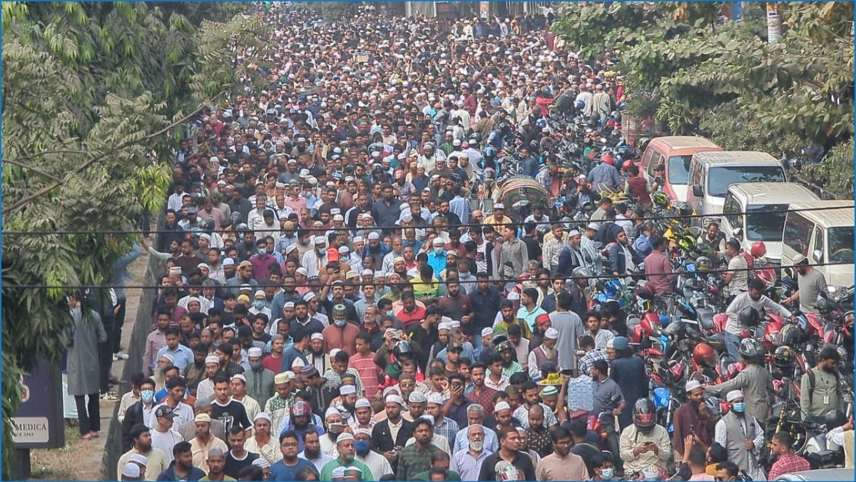 লাখো মানুষের অংশগ্রহণে ওসমান হাদির জানাজা সম্পন্ন