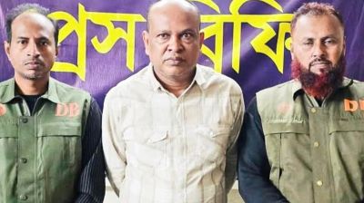 যশোরের সাবেক কাউন্সিলার আলোচিত টাক মিলন ঢাকা থেকে আটক