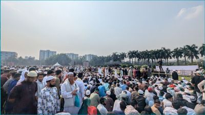 ওসমান হাদির জানাজায় জাতীয় সংসদ এলাকায় মানুষের ঢল