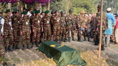 সুদানে শান্তি মিশনে নিহত সেনা সদস্য সবুজের দাফন সম্পন্ন