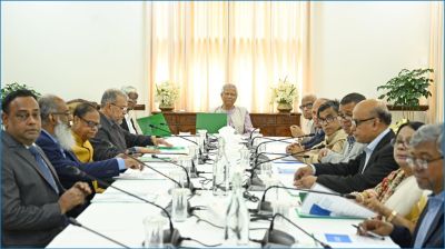 মূল্যস্ফীতি কমে ৮.২৯ শতাংশে, রিজার্ভ ছাড়াল ৩২ বিলিয়ন ডলার