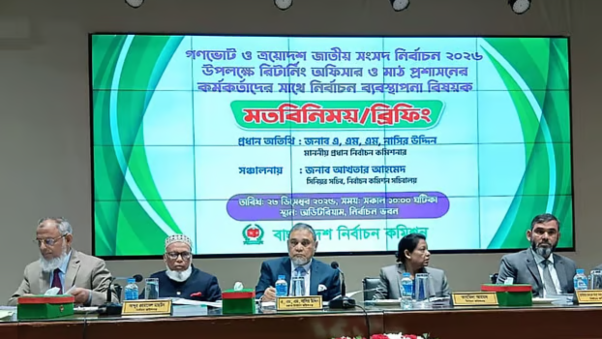 সংখ্যালঘুরা দুর্গাপূজা ও নির্বাচনের সময় আতঙ্কে থাকেন : সিইসি