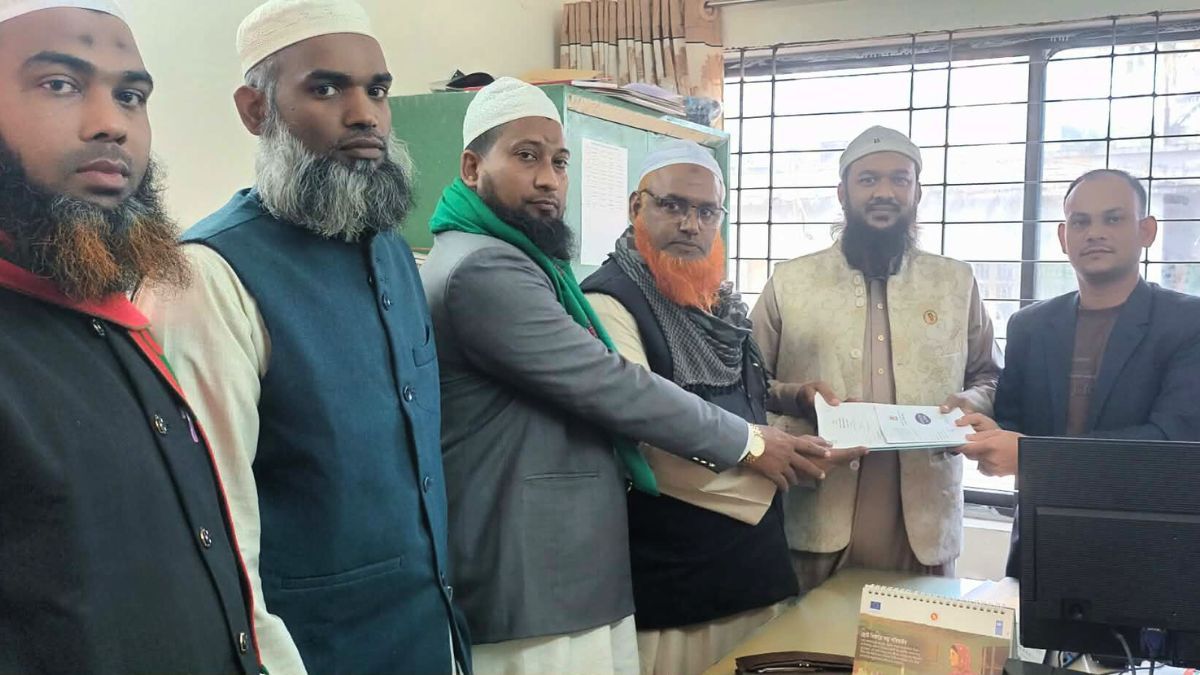 সারাদেশে মনোনয়নপত্র সংগ্রহ করেছেন প্রার্থীরা