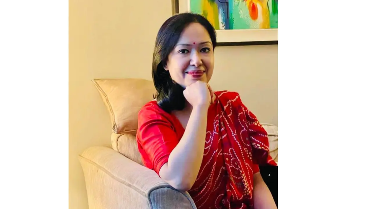 স্বতন্ত্র প্রার্থী হিসেবে মনোনয়ন নিলেন রুমিন ফারহানা