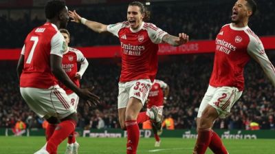 প্যালেসকে টাইব্রেকারে হারিয়ে লিগ কাপের সেমিফাইনালে আর্সেনাল