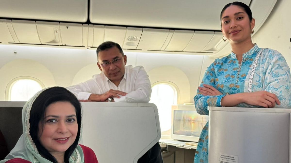 দীর্ঘ ১৭ বছরের অপেক্ষার অবসান, ঢাকায় তারেক রহমান