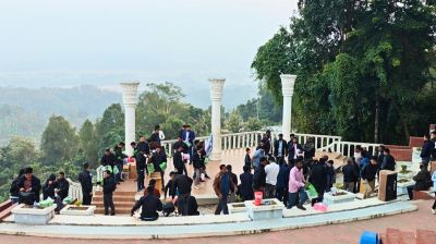 বড়দিনের ছুটিতে প্রকৃতির রাণী খাগড়াছড়িতে পর্যটকের ঢল